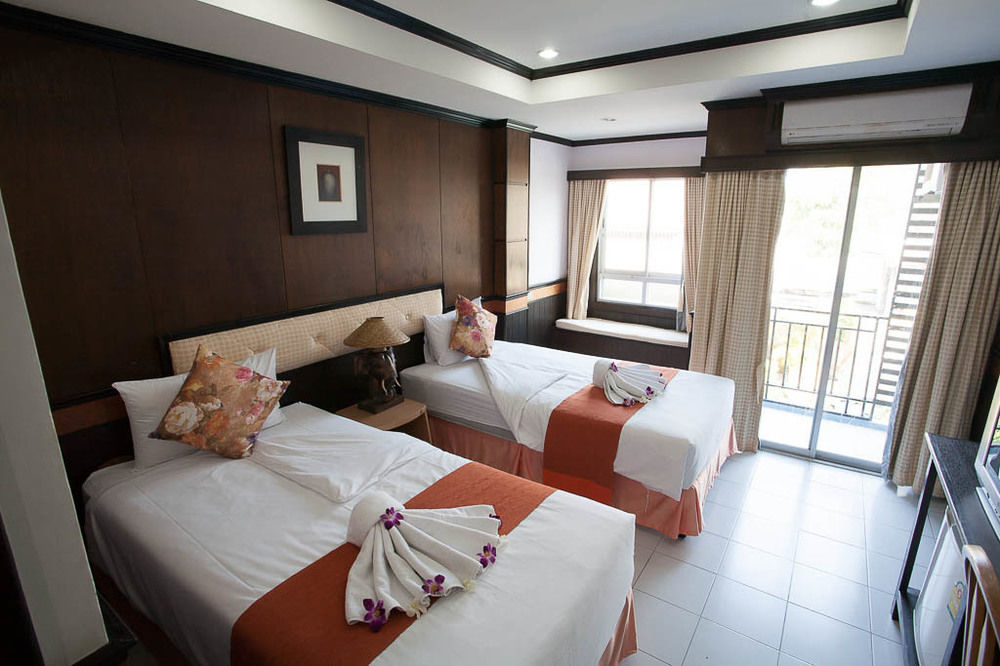 Season Palace Huahin Hotel Cha-Am Exterior foto